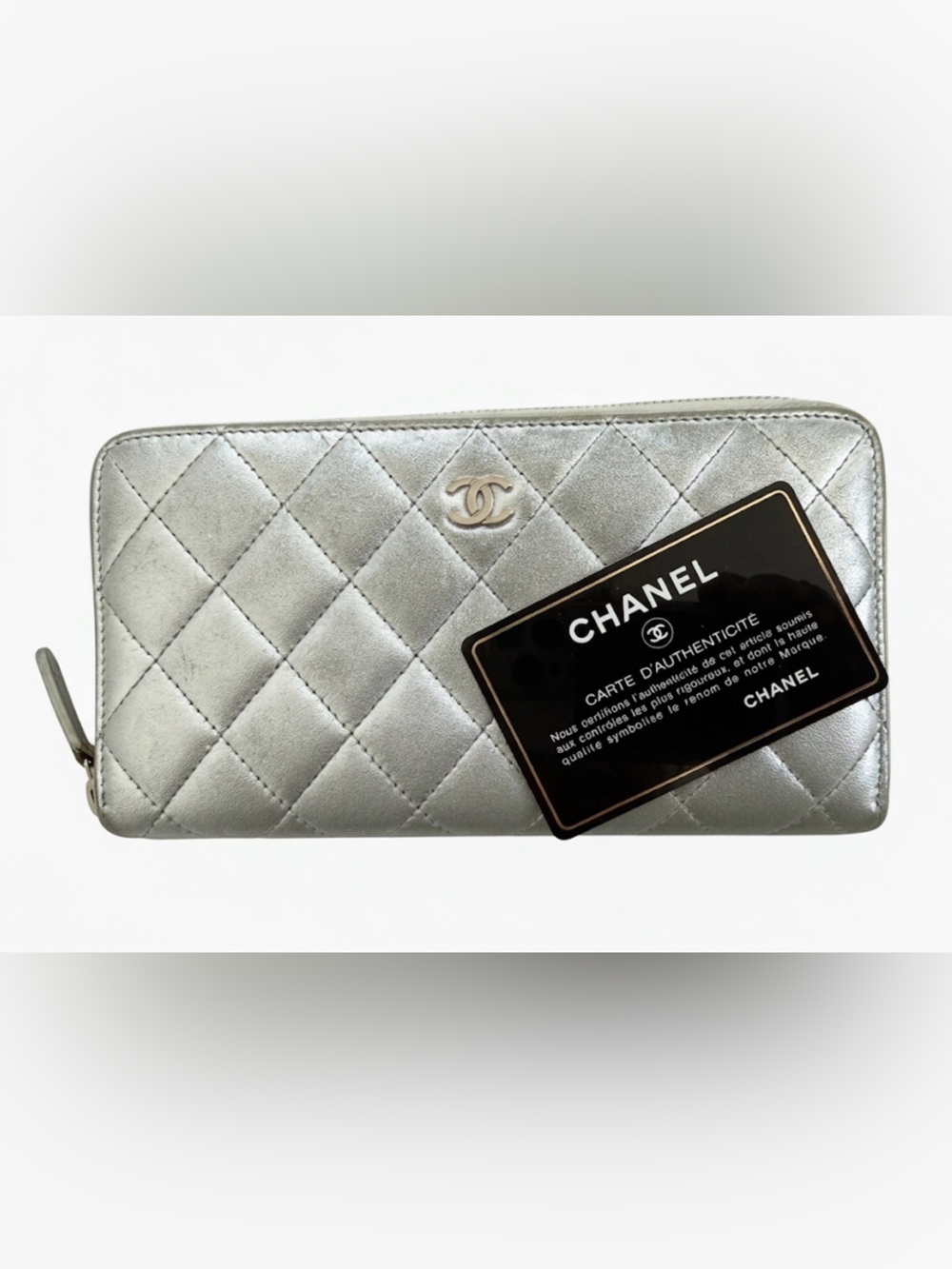 CHANEL Matelasse Silver Quilted Lambskin Zippy Long Wallet - Classic CC Hardware - Picture 2 of 15